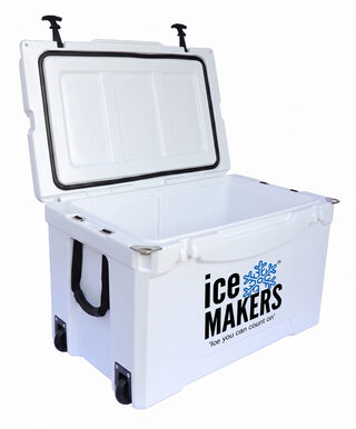 Small ice cooler rental (135 L, 14-16 bags) filled with ice, Jamaica